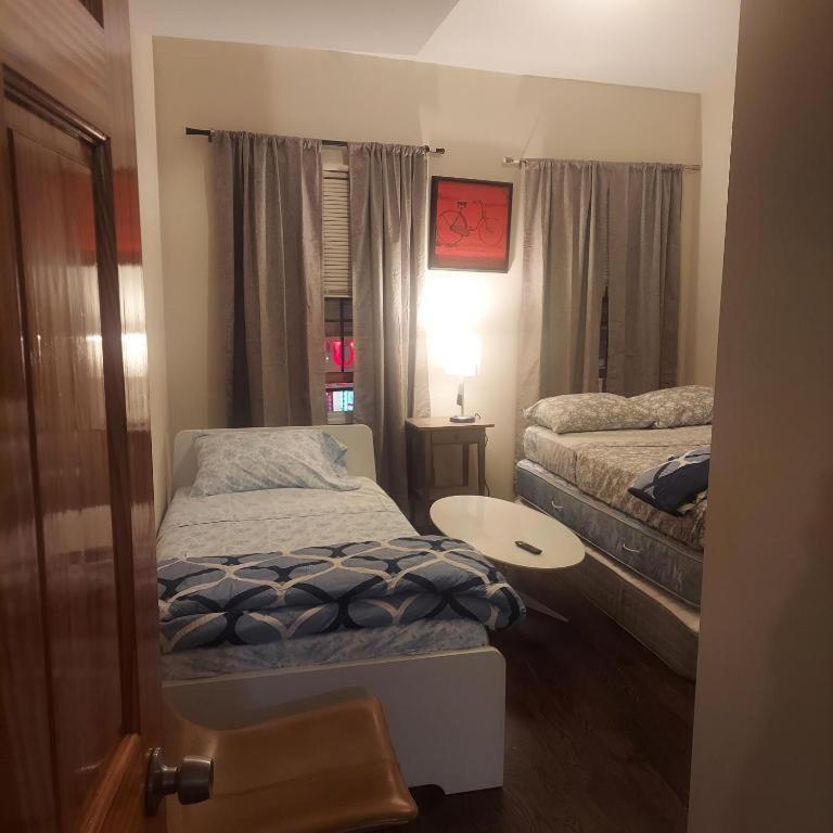 Double Queen Room 6 Minutes Walk To Penn Station Nyc Ewr Jersey City Exteriér fotografie